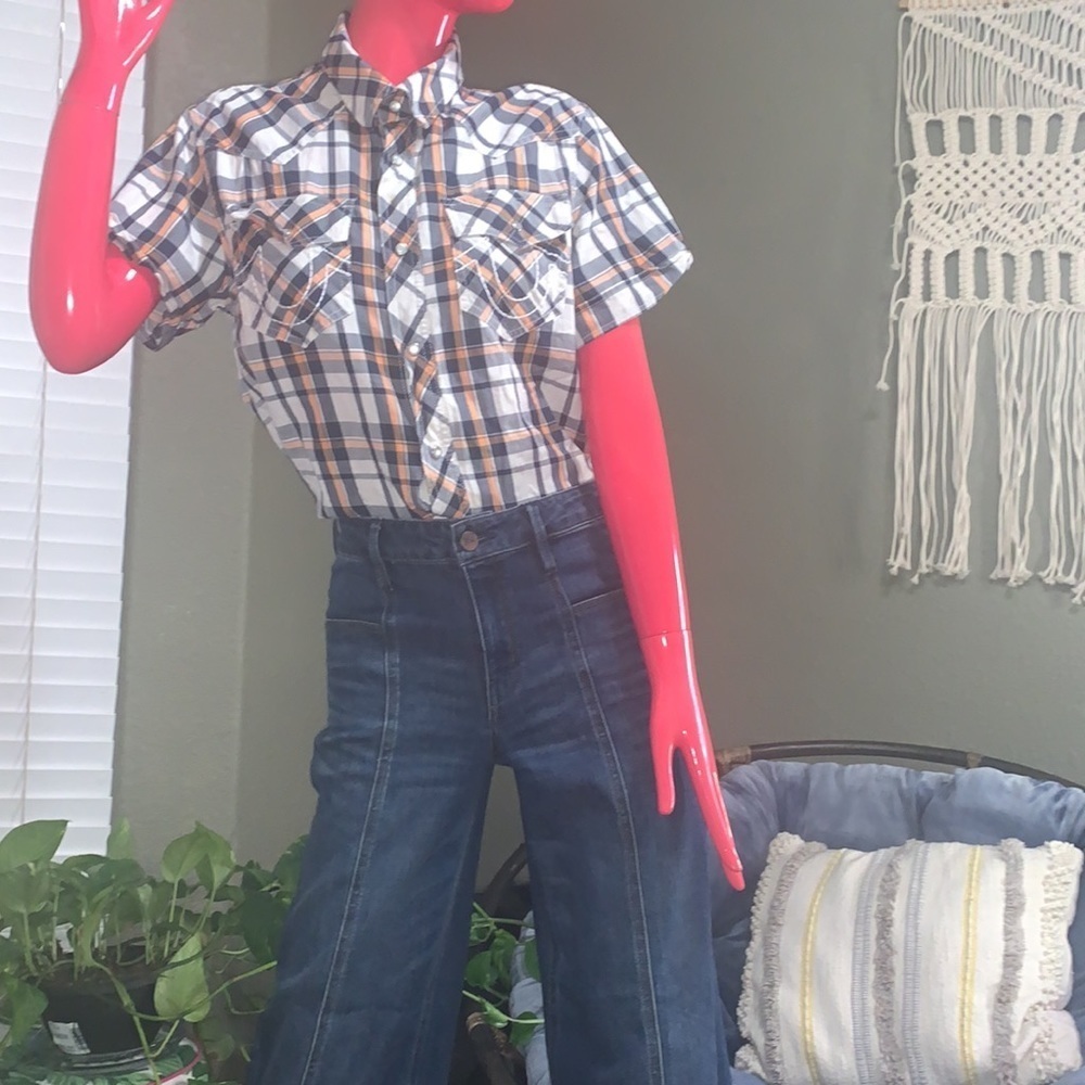 True Religion - Picture 2 of 12